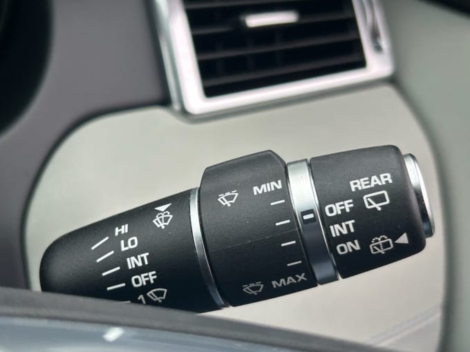 2025 Land Rover Discovery Sport