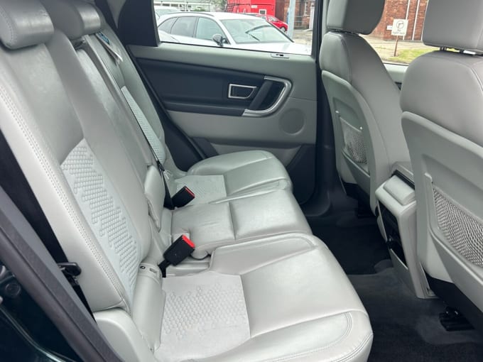 2025 Land Rover Discovery Sport