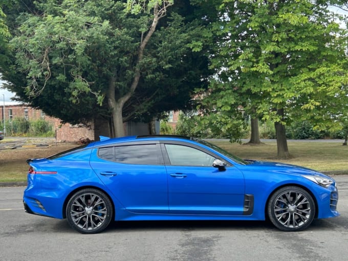 2025 Kia Stinger