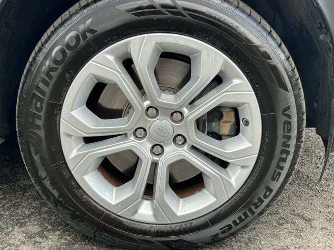 2025 Land Rover Discovery Sport