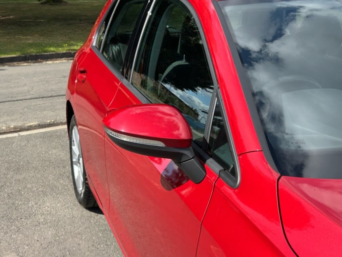 2025 Volkswagen Golf