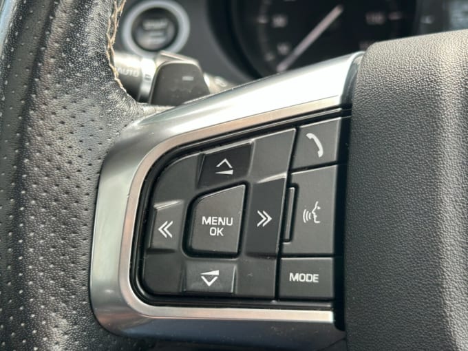 2025 Land Rover Discovery Sport