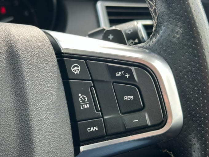 2025 Land Rover Discovery Sport