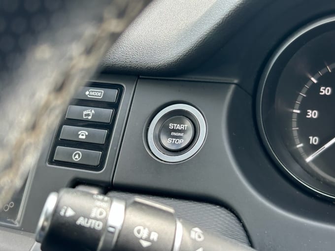2025 Land Rover Discovery Sport