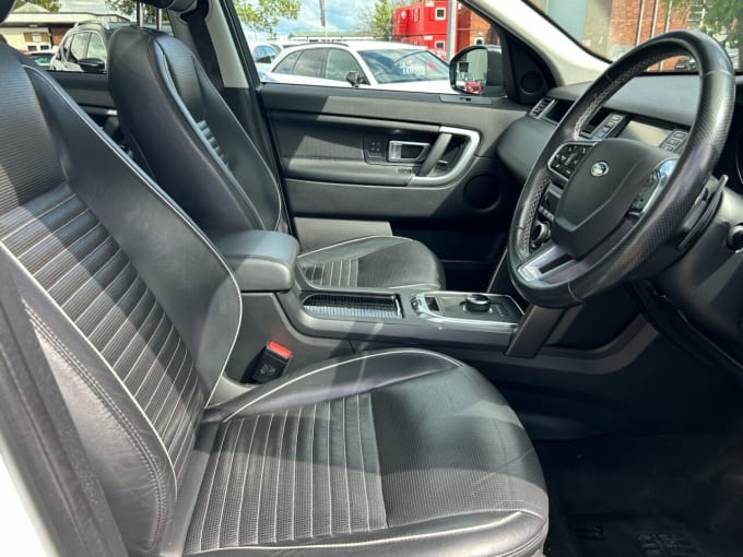 2025 Land Rover Discovery Sport