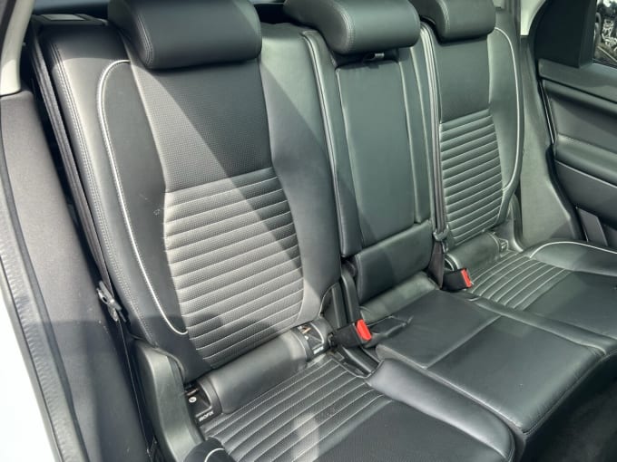 2025 Land Rover Discovery Sport
