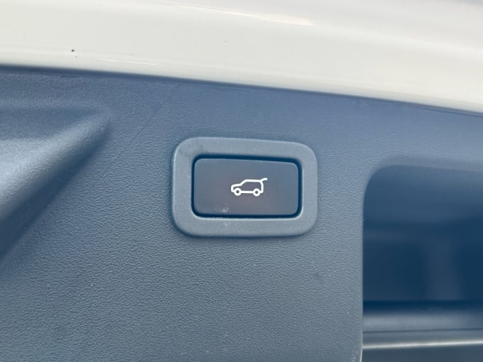 2025 Land Rover Discovery Sport