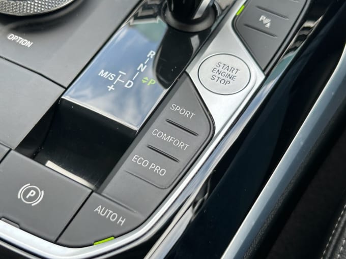 2025 BMW 3 Series
