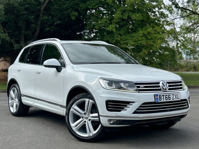 2025 Volkswagen Touareg