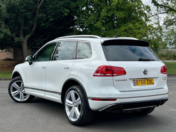 2025 Volkswagen Touareg