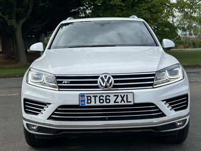 2025 Volkswagen Touareg