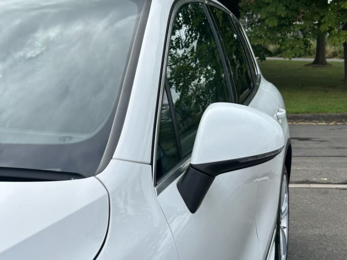 2025 Volkswagen Touareg