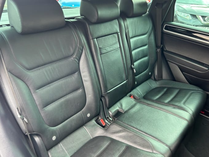 2025 Volkswagen Touareg