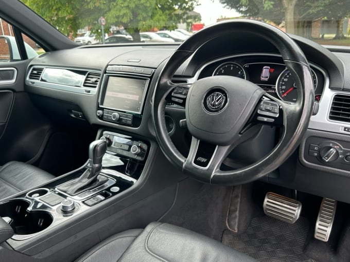 2025 Volkswagen Touareg