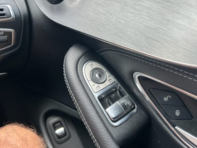 2025 Mercedes-benz C-class
