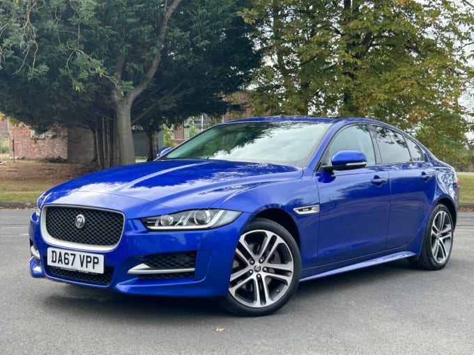 2025 Jaguar Xe