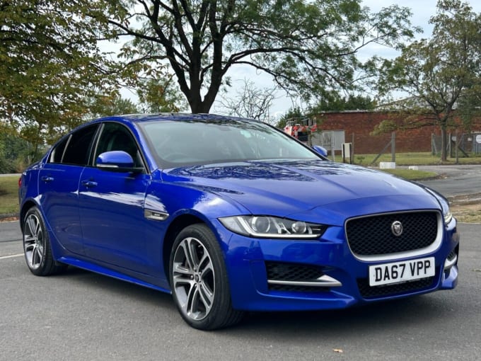 2025 Jaguar Xe