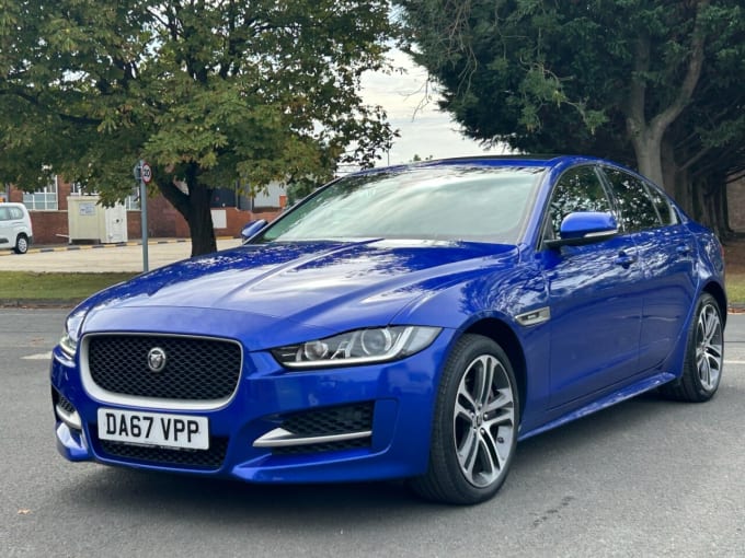 2025 Jaguar Xe