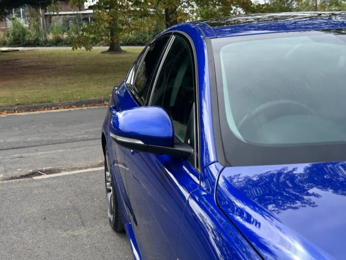 2025 Jaguar Xe