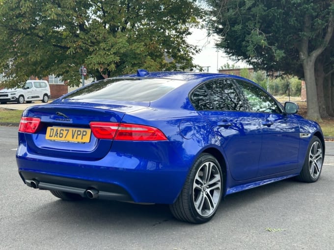 2025 Jaguar Xe