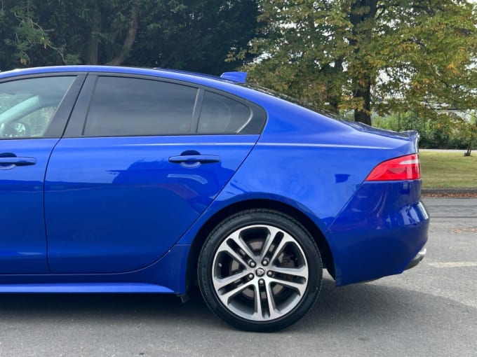 2025 Jaguar Xe