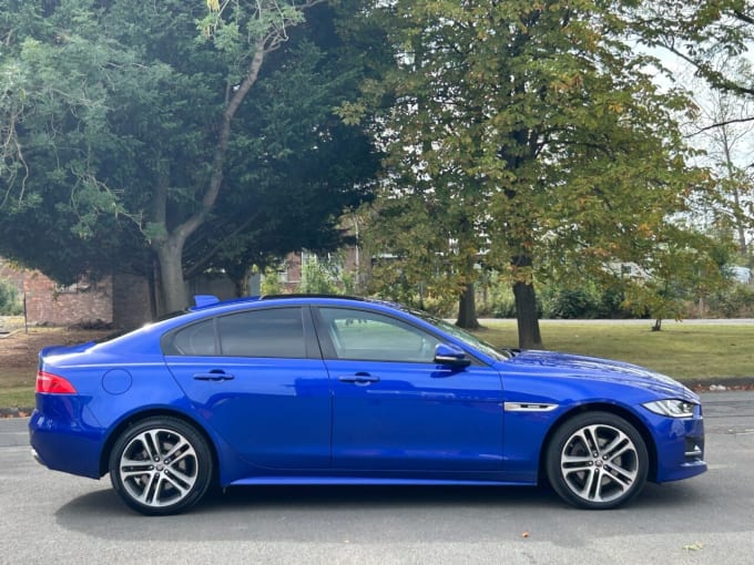 2025 Jaguar Xe
