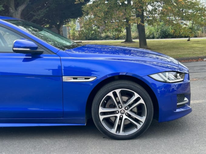 2025 Jaguar Xe