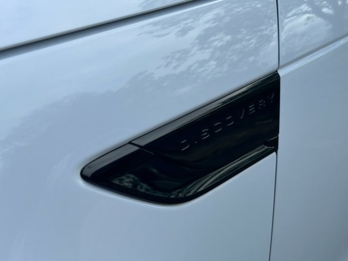 2025 Land Rover Discovery