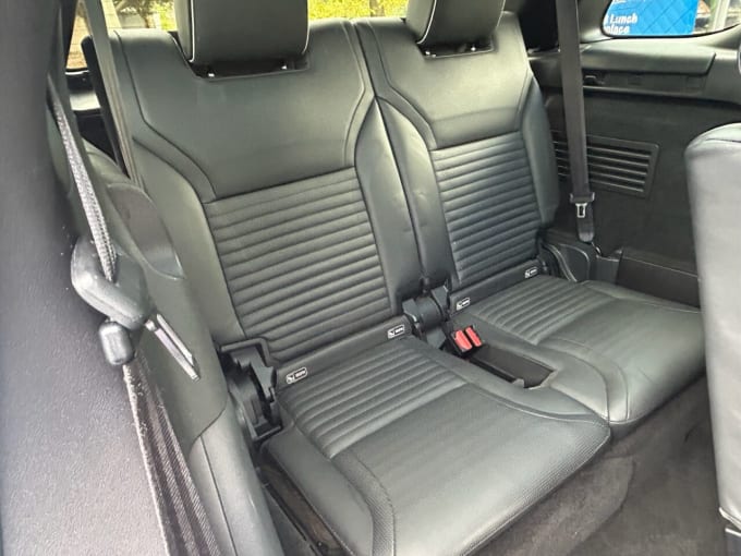 2025 Land Rover Discovery