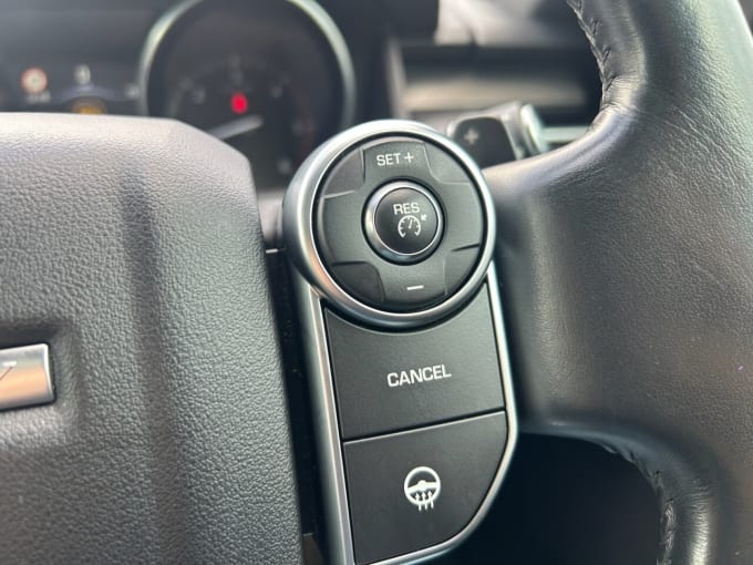 2025 Land Rover Discovery