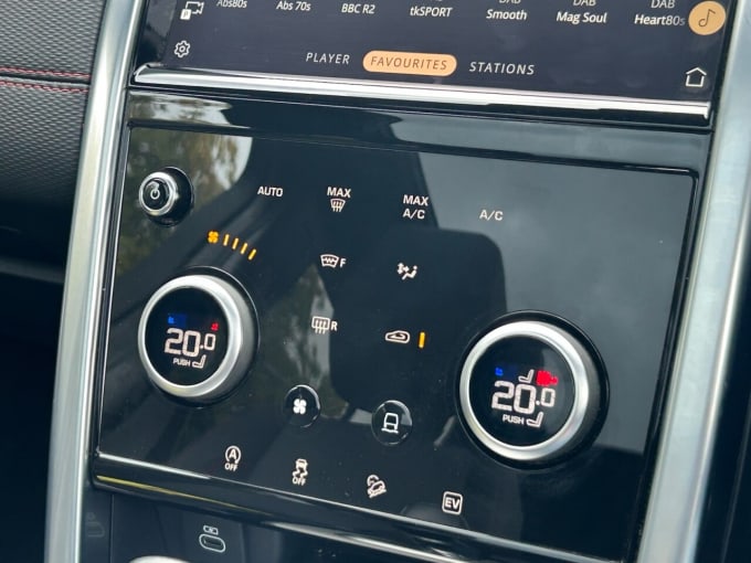 2025 Land Rover Discovery Sport
