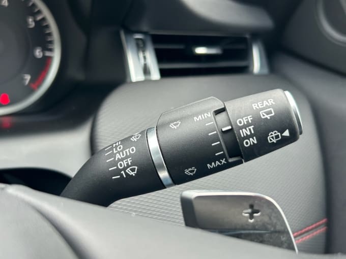 2025 Land Rover Discovery Sport