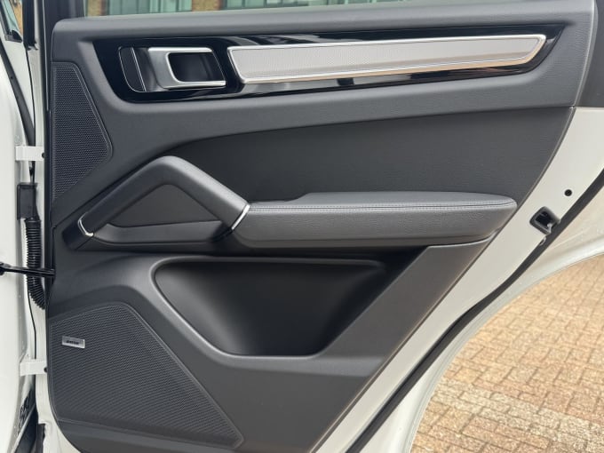 2023 Porsche Cayenne