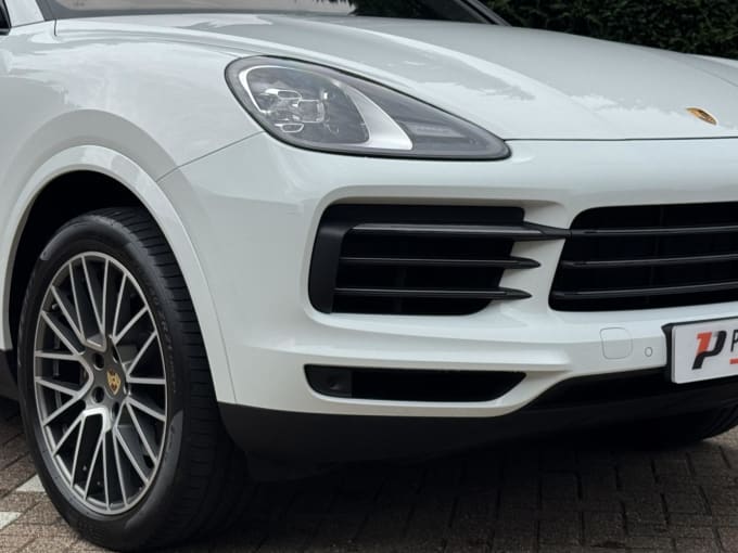 2023 Porsche Cayenne