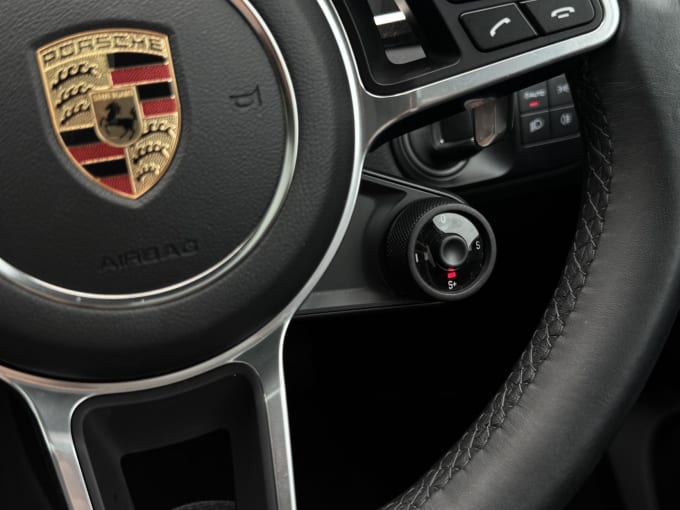 2023 Porsche Cayenne
