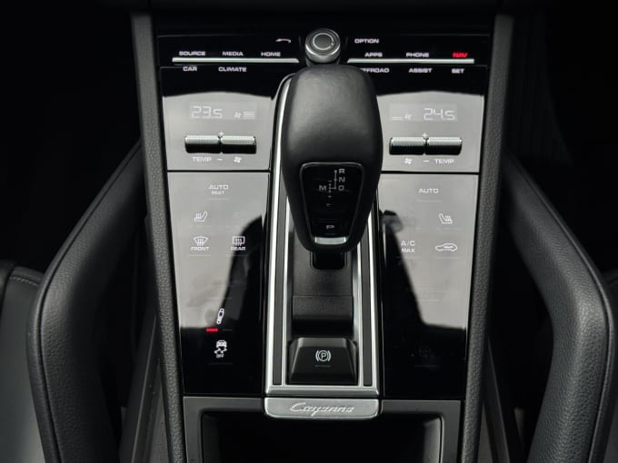 2023 Porsche Cayenne