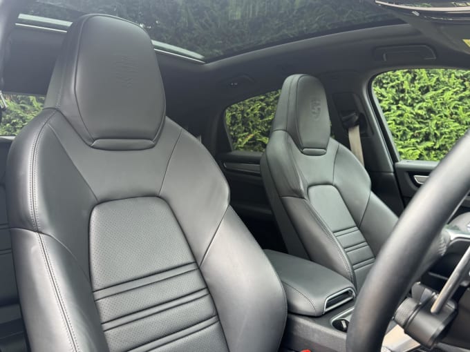 2023 Porsche Cayenne
