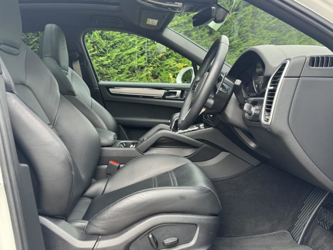 2023 Porsche Cayenne
