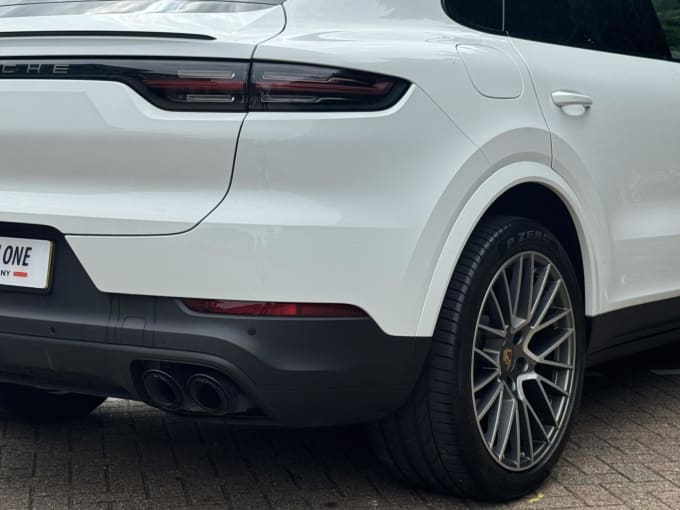 2023 Porsche Cayenne