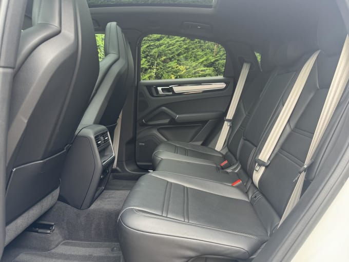2023 Porsche Cayenne