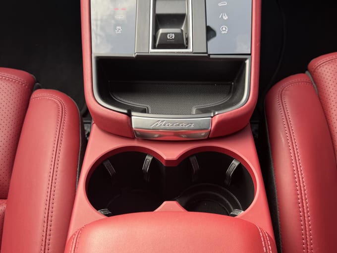 2024 Porsche Macan