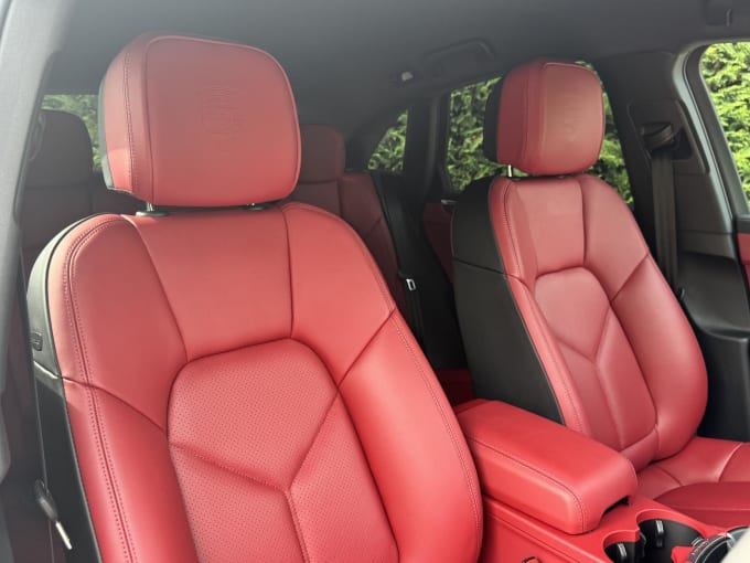 2024 Porsche Macan