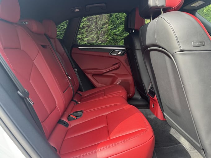 2024 Porsche Macan