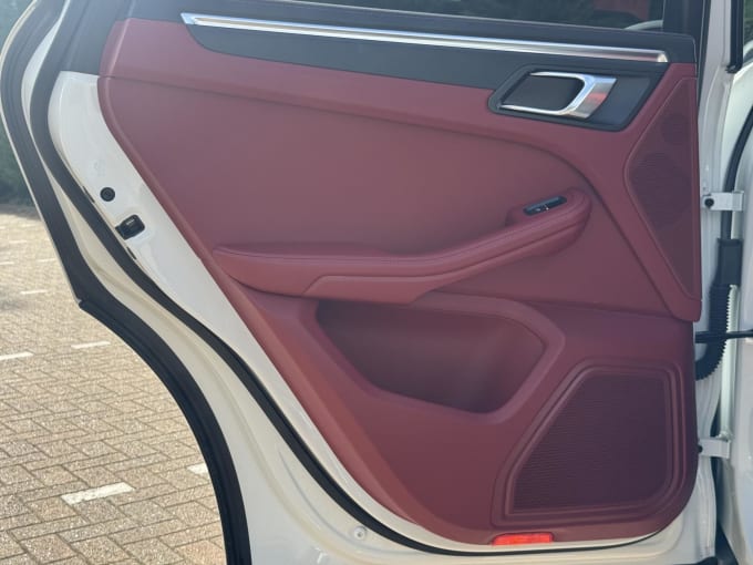 2024 Porsche Macan