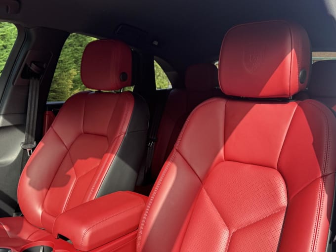 2024 Porsche Macan
