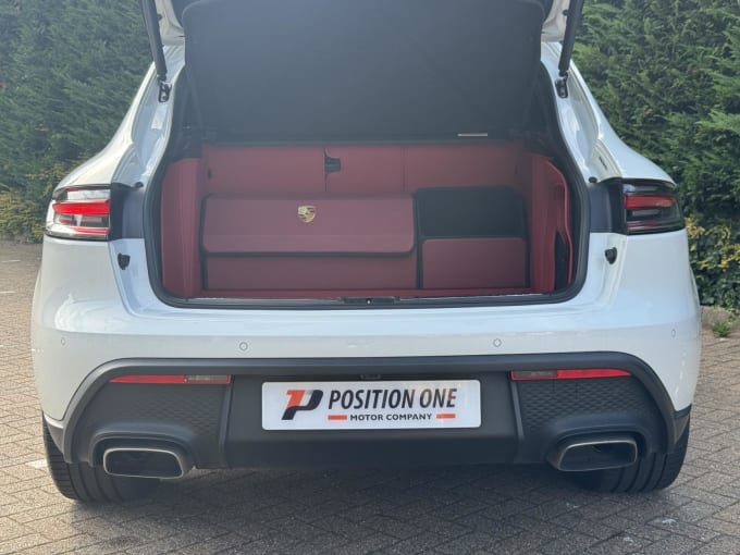 2024 Porsche Macan