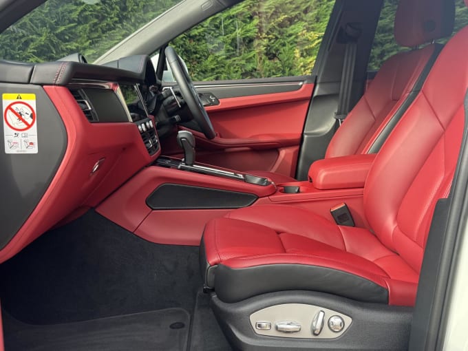 2024 Porsche Macan