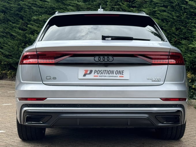 2020 Audi Q8