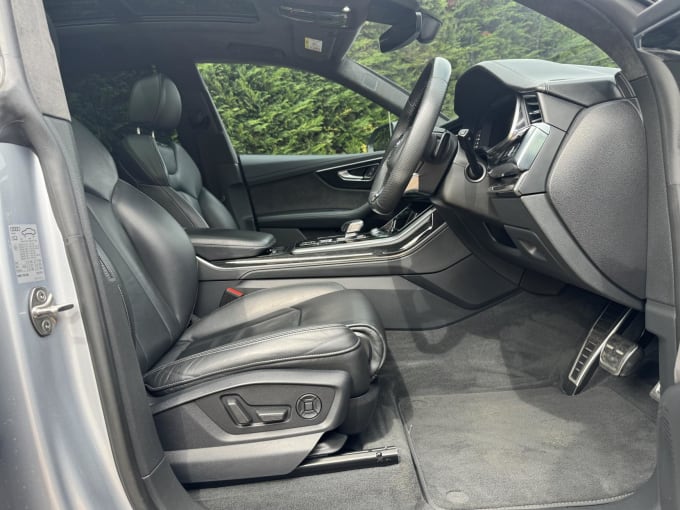 2020 Audi Q8
