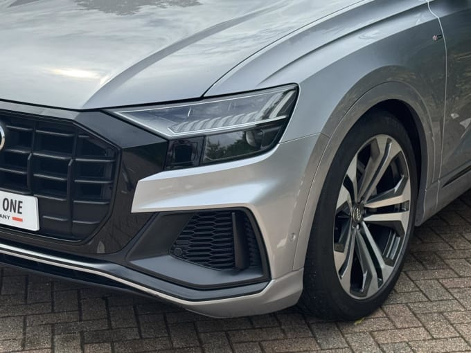 2020 Audi Q8